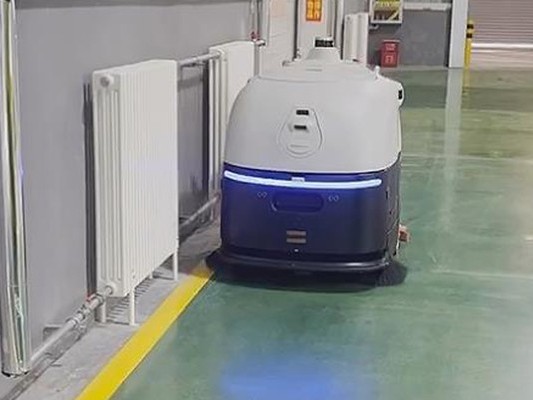 男籃激戰(zhàn)揚威，坦力無人工業(yè)洗地機清潔“戰(zhàn)局”稱霸